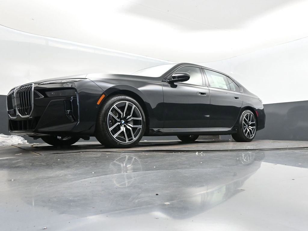 New 2026 BMW 740i xDrive w/ Executive Package image 21