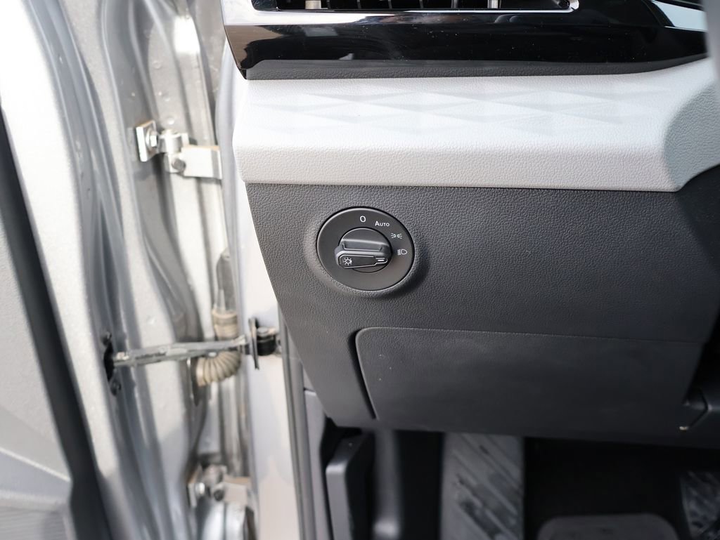 Certified 2023 Volkswagen Taos S image 34