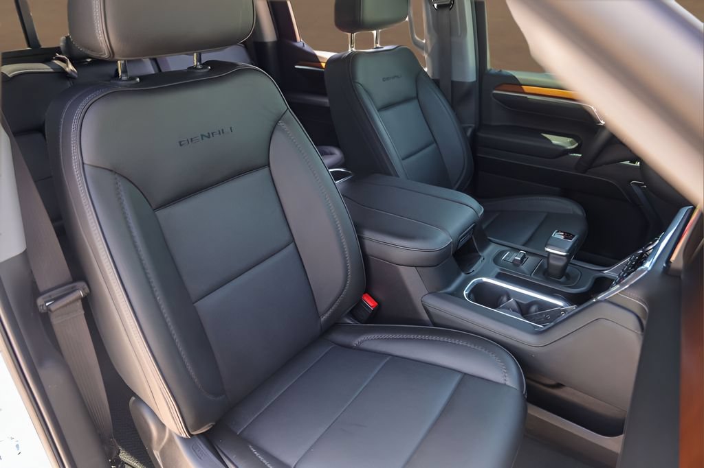 Used 2023 GMC Sierra 1500 Denali w/ Denali Reserve Package AWD/4WD image 30