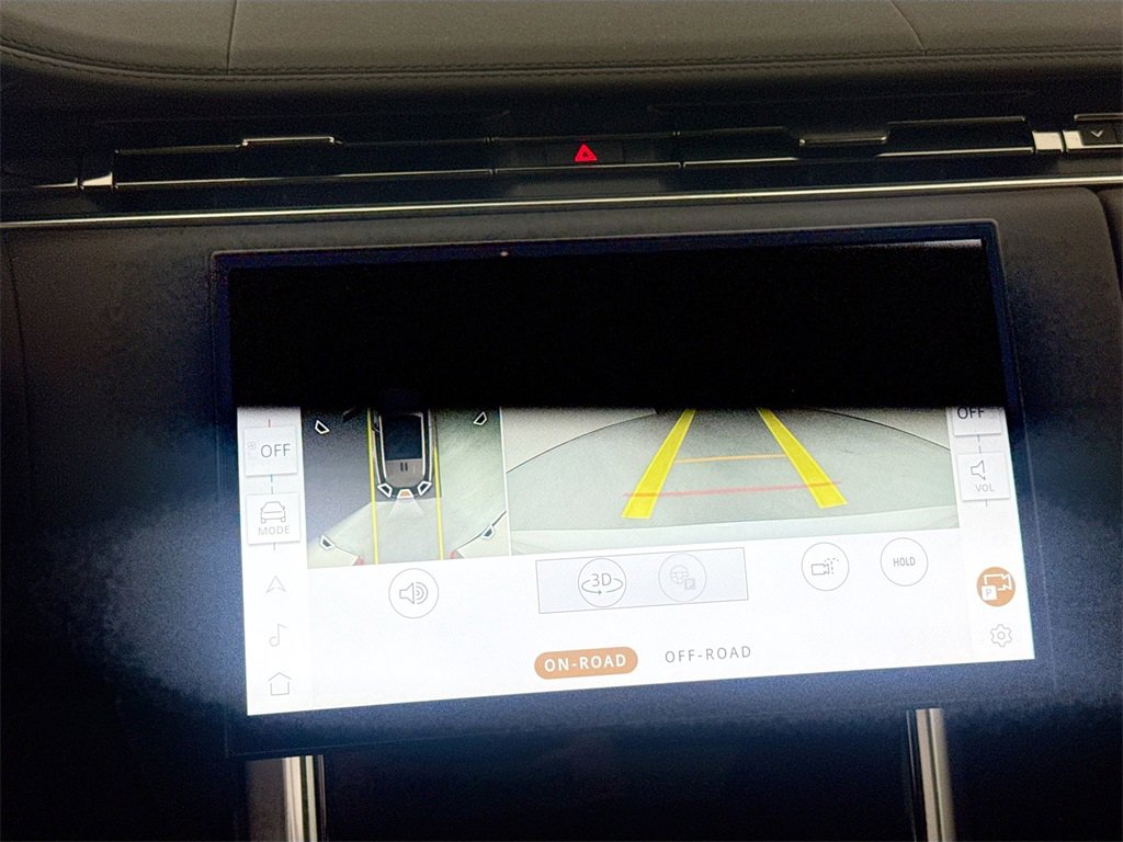 New 2026 Land Rover Range Rover SE image 14