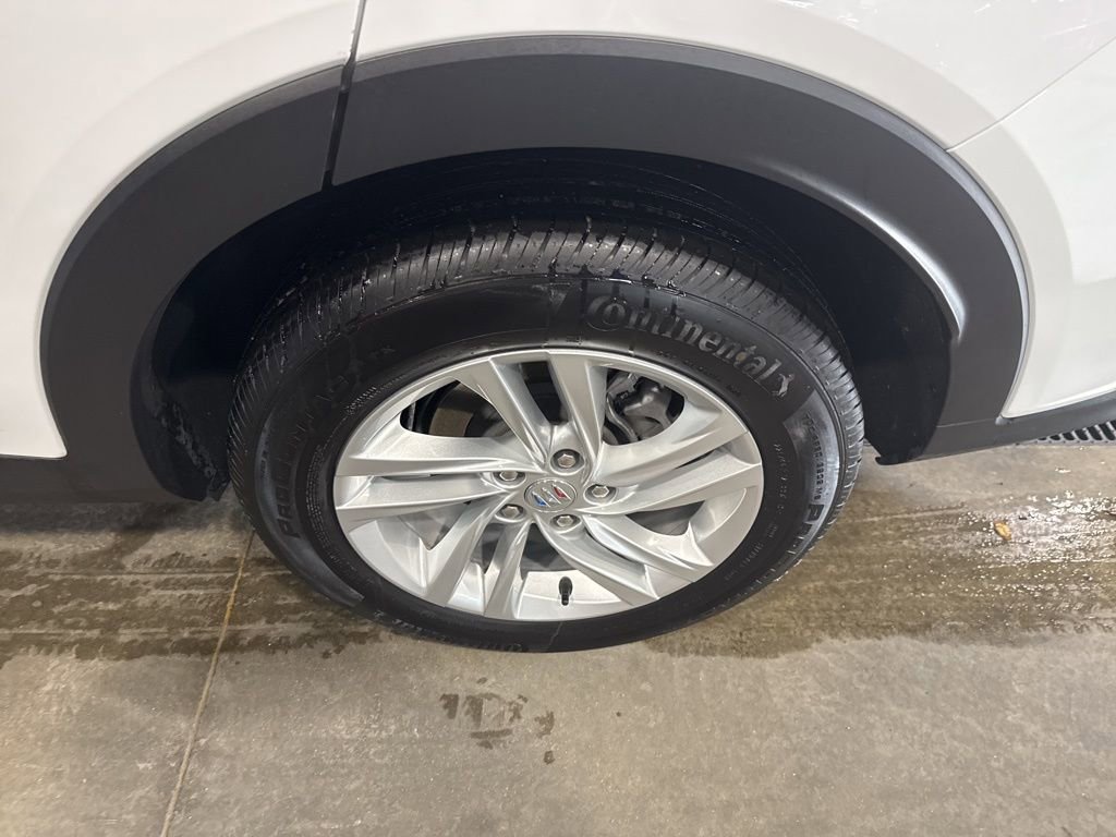 Certified 2025 Buick Envista Preferred image 23