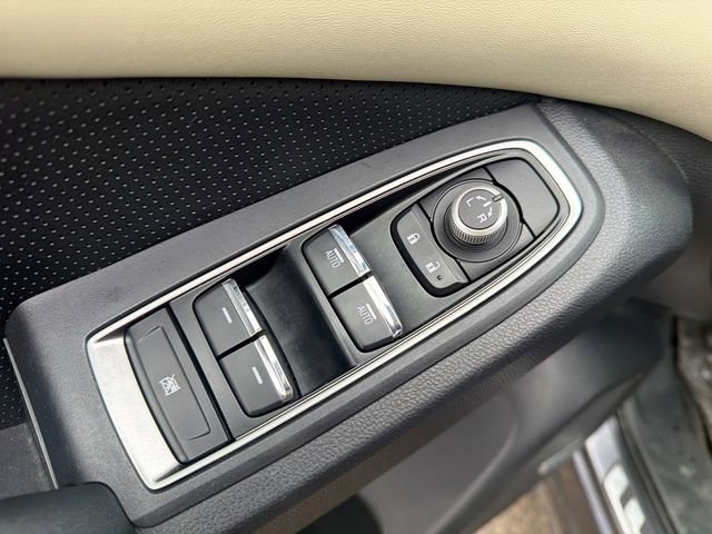 Certified 2022 Subaru Ascent Limited w/ Technology Package image 25