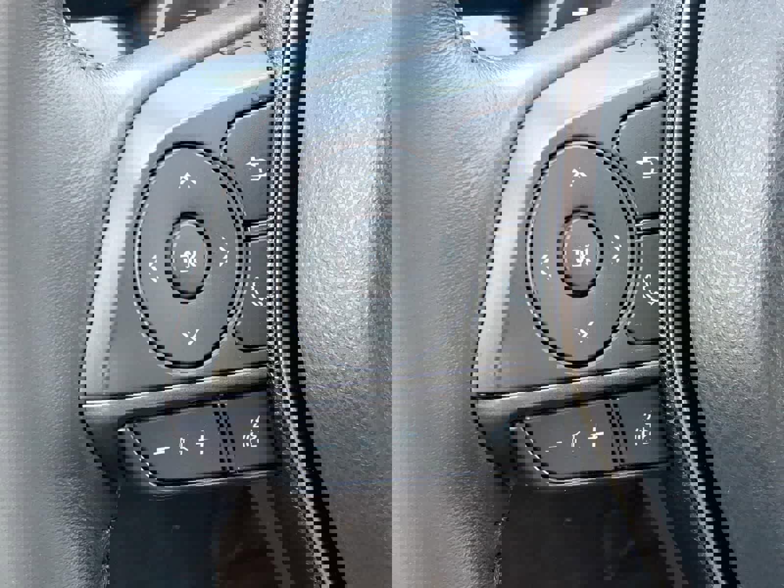 Used 2023 Toyota Camry SE image 17