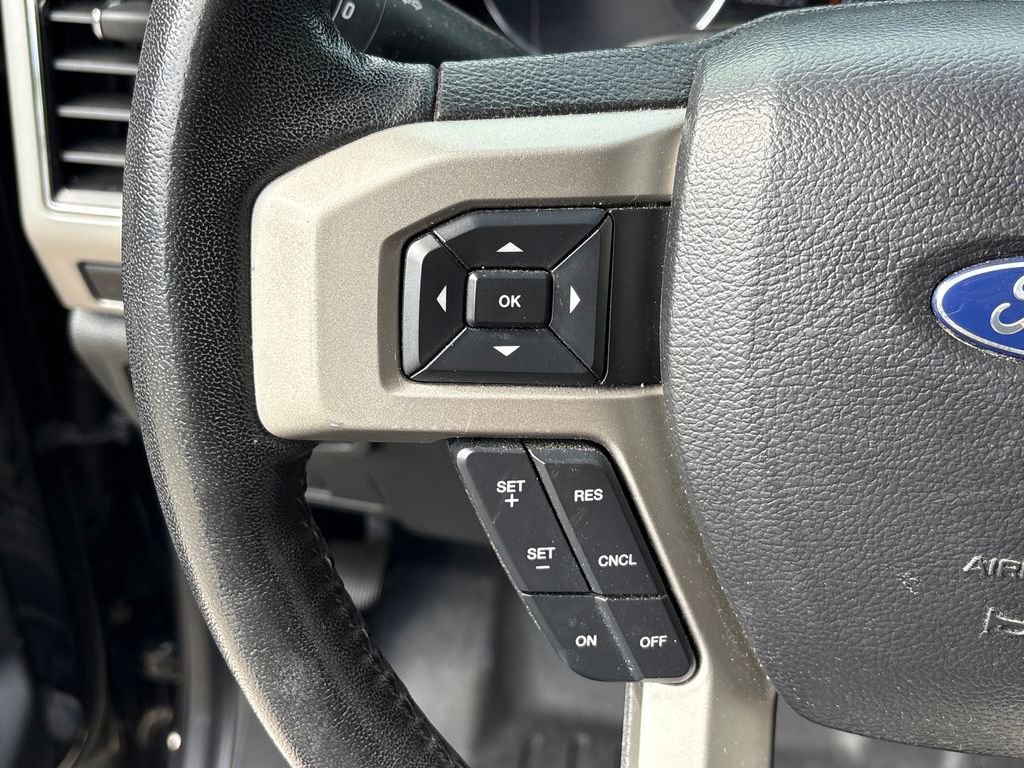 Used 2019 Ford F250 Lariat w/ Lariat Value Package image 17