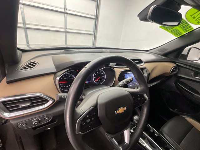 Used 2021 Chevrolet TrailBlazer ACTIV w/ Technology Package AWD/4WD image 19