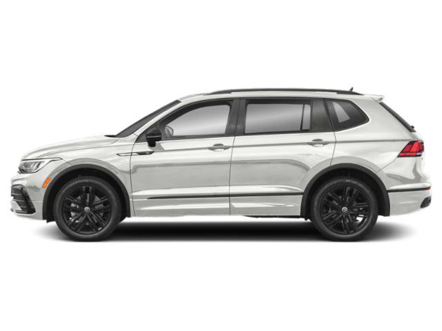 Certified 2023 Volkswagen Tiguan SE R-Line image 3