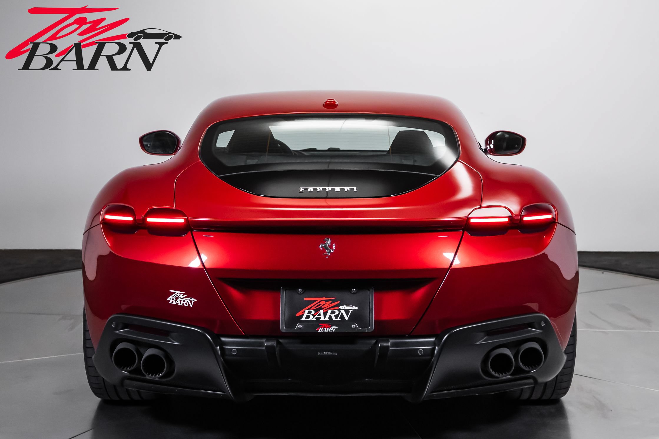 Used 2022 Ferrari Roma RWD image 4