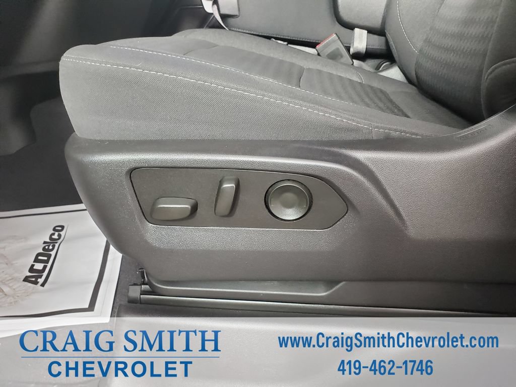 Used 2024 Chevrolet Silverado 1500 LT w/ Convenience Package II AWD/4WD image 11