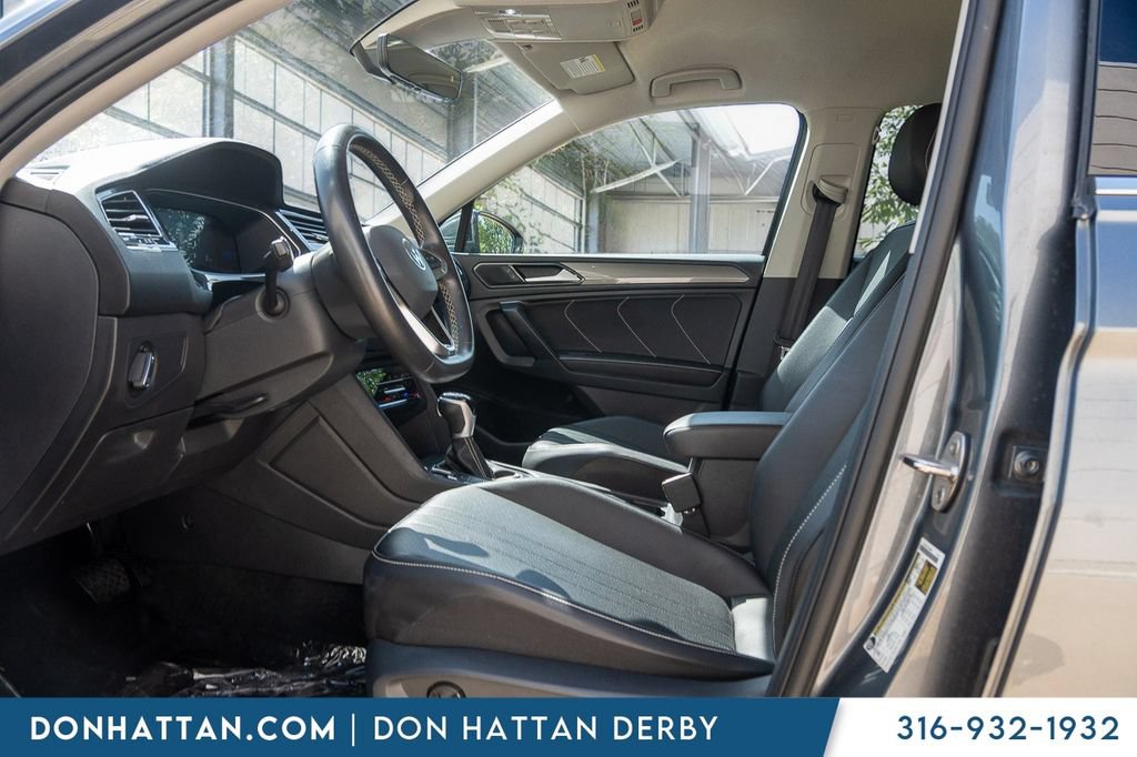 Used 2024 Volkswagen Tiguan SE AWD/4WD image 3