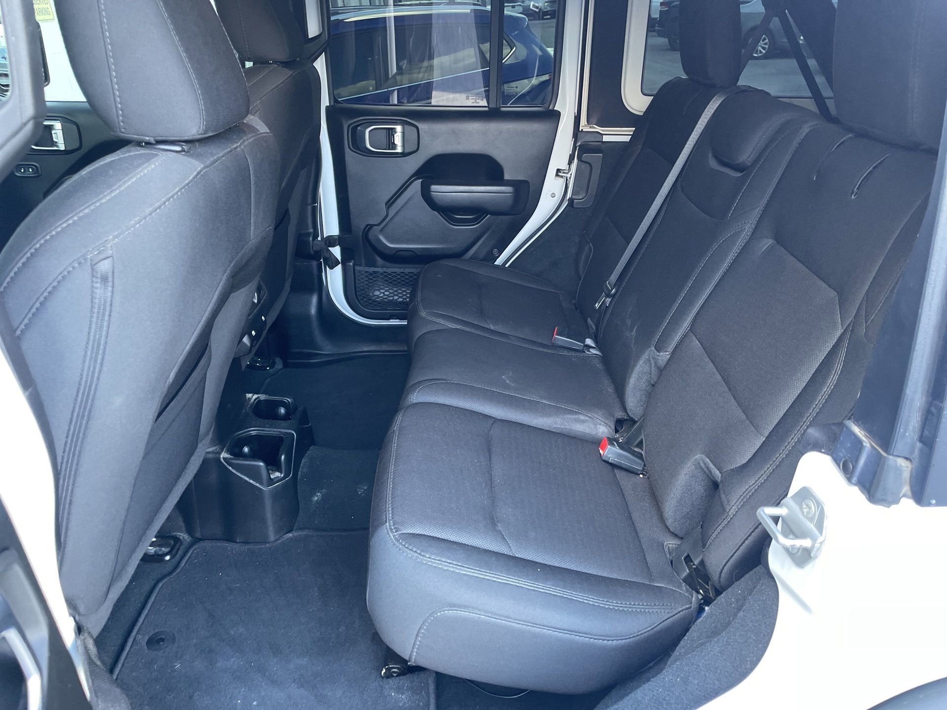 Used 2022 Jeep Wrangler Unlimited Sport image 10
