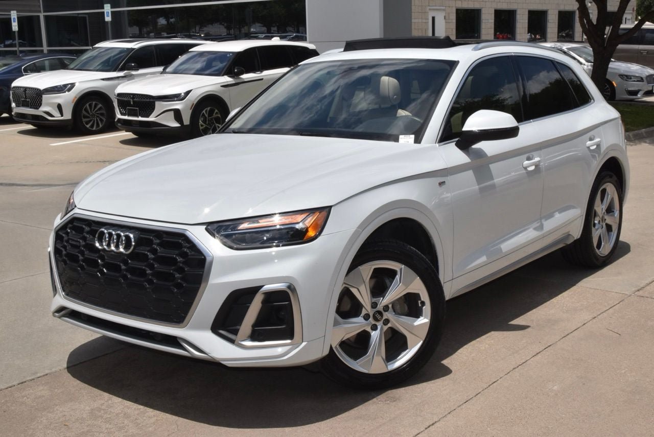 Used 2022 Audi Q5 2.0T Premium Plus w/ Premium Plus Package AWD/4WD image 41