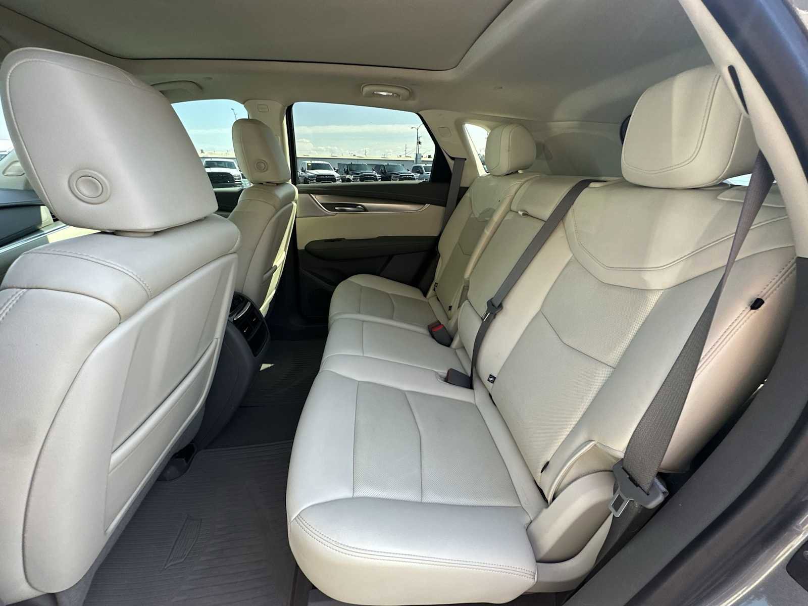 Used 2020 Cadillac XT5 Premium Luxury image 24