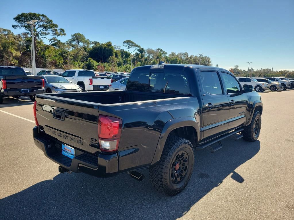 Certified 2022 Toyota Tacoma SR5 image 5
