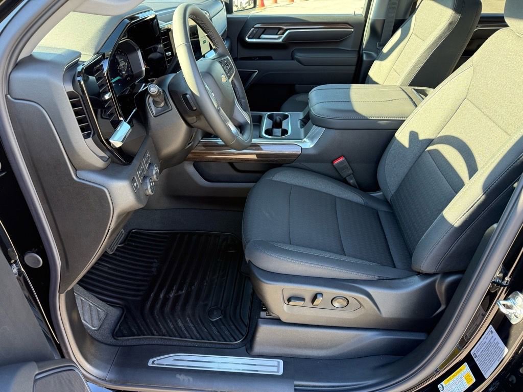 New 2026 Chevrolet Silverado 2500 LT w/ All Star Edition image 7