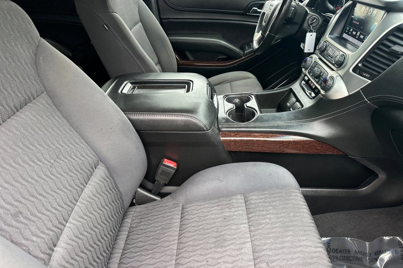 Used 2019 GMC Yukon SLE w/ Convenience Package image 30