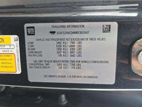 Used 2021 GMC Yukon SLT w/ SLT Premium Package image 28