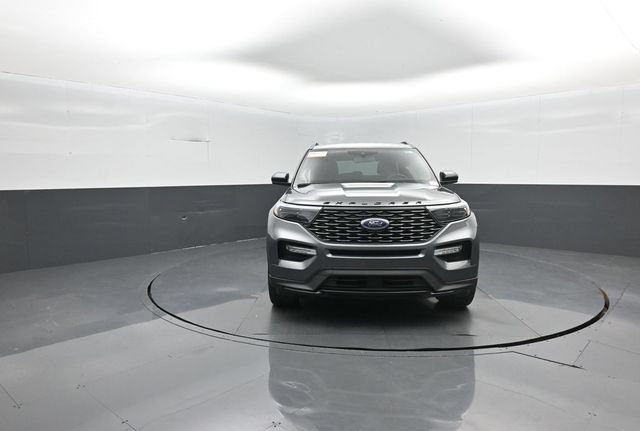 Certified 2024 Ford Explorer ST-Line w/ Class IV Trailer Tow Package AWD/4WD image 3
