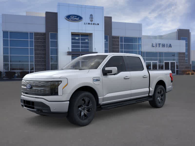 New 2025 Ford F150 Lightning Lariat w/ Max Trailer Tow Package