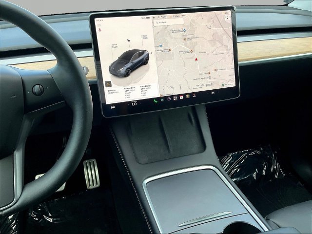 Used 2024 Tesla Model Y Performance AWD/4WD image 11