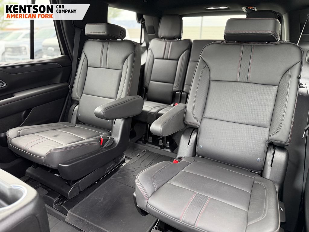 Used 2024 Chevrolet Tahoe RST w/ Luxury Package AWD/4WD image 31