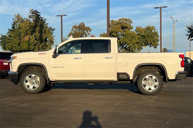 Used 2021 Chevrolet Silverado 2500 LTZ w/ LTZ Premium Package image 7
