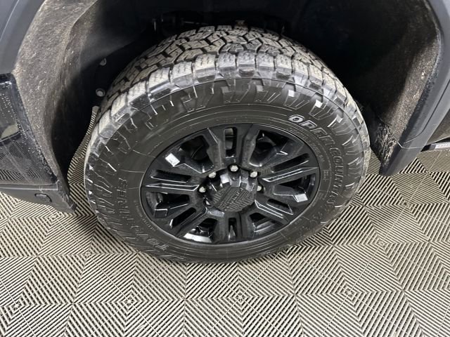 Used 2023 GMC Sierra 2500 Denali w/ Denali Black Diamond Edition image 10