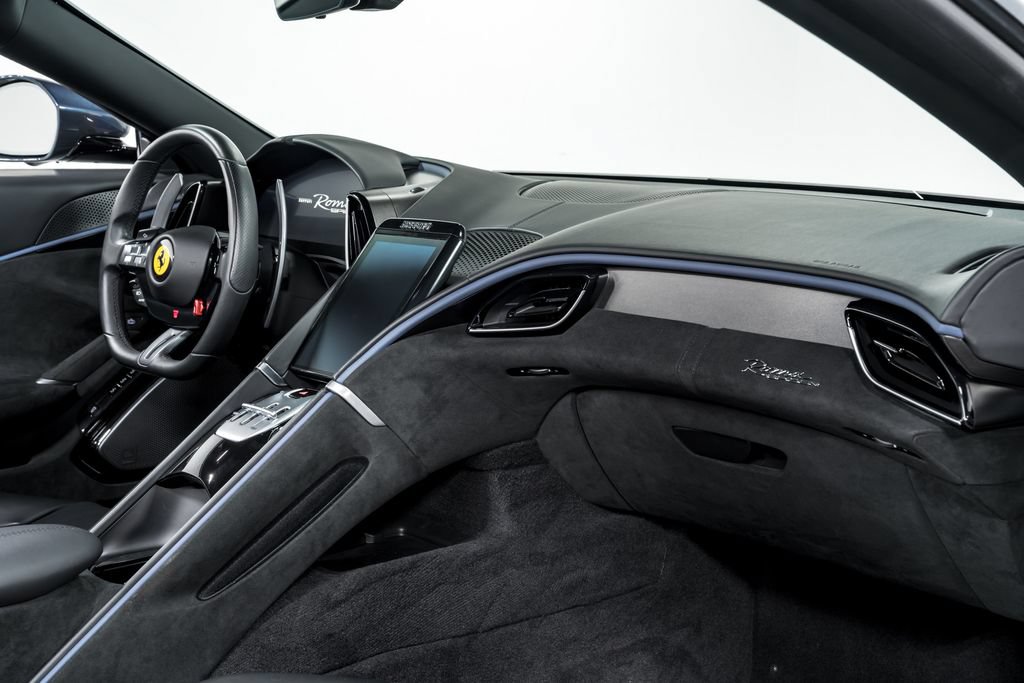 Used 2024 Ferrari Roma Spider RWD image 28