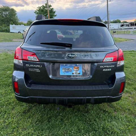 Used 2011 Subaru Outback 2.5i Premium AWD/4WD image 6