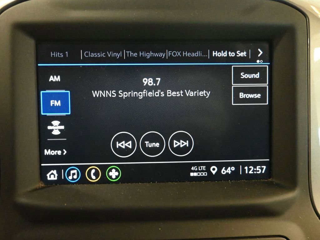 Used 2022 Chevrolet Silverado 1500 Custom image 11