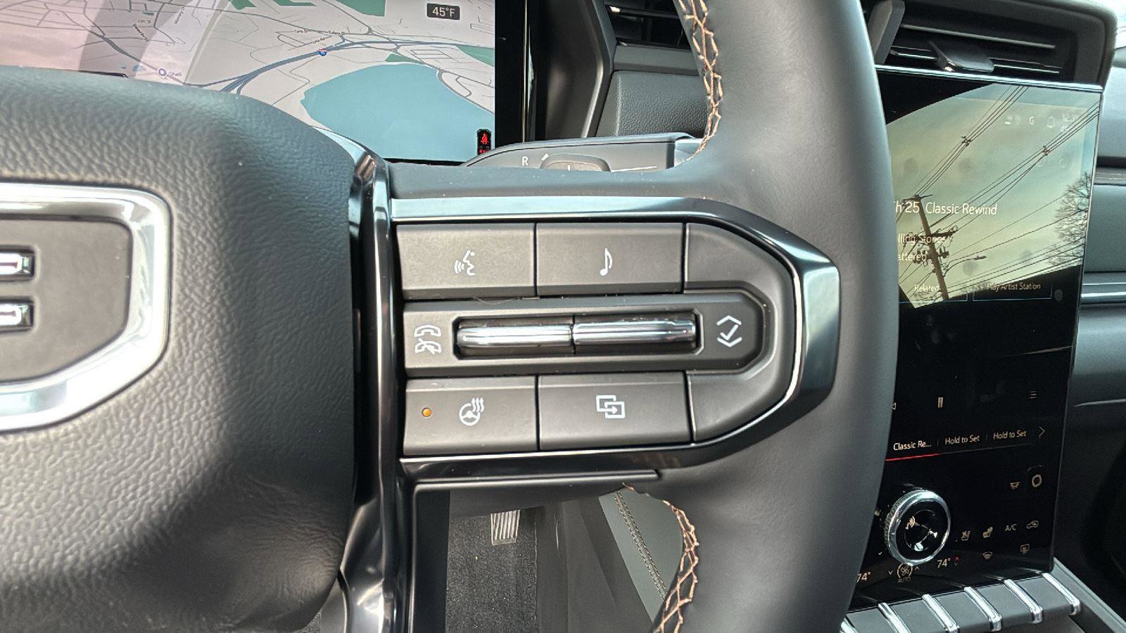 New 2026 GMC Terrain AT4 w/ Convenience Package III image 17