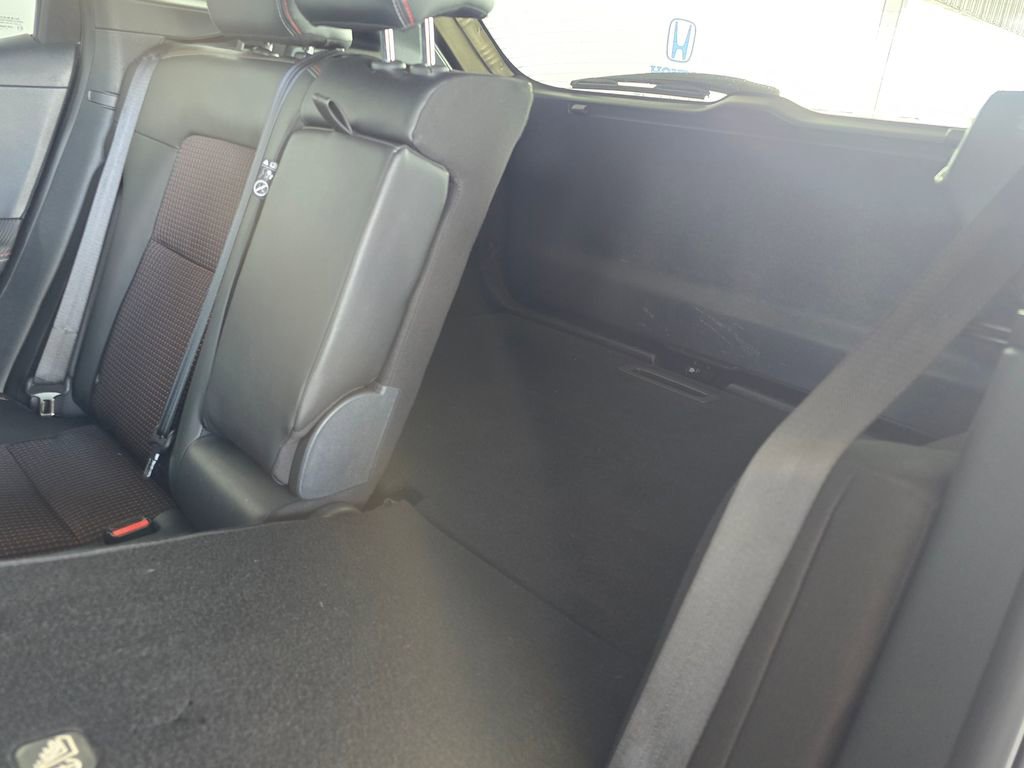 Used 2025 Nissan Kicks SR FWD image 22