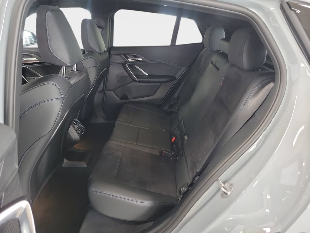 New 2026 BMW X2 xDrive28i w/ Technology Package AWD/4WD image 8