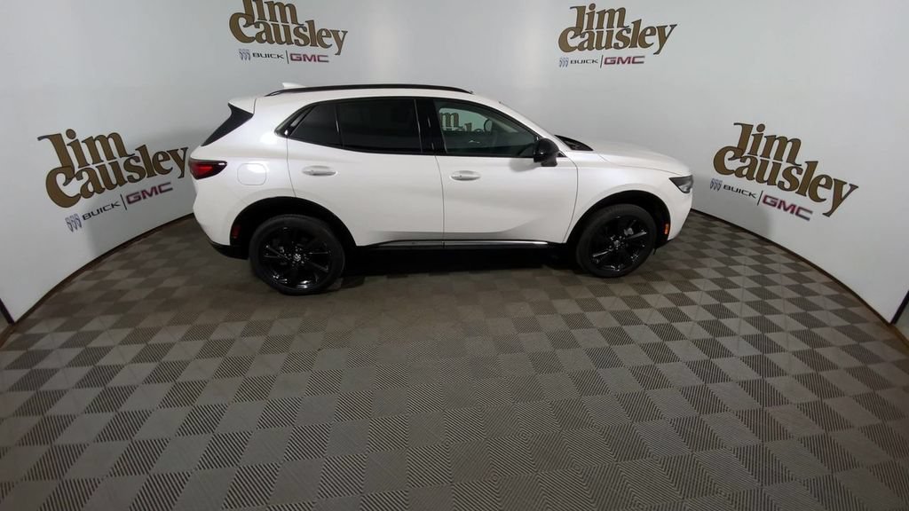 Certified 2023 Buick Envision Essence w/ Technology Package I AWD/4WD image 9