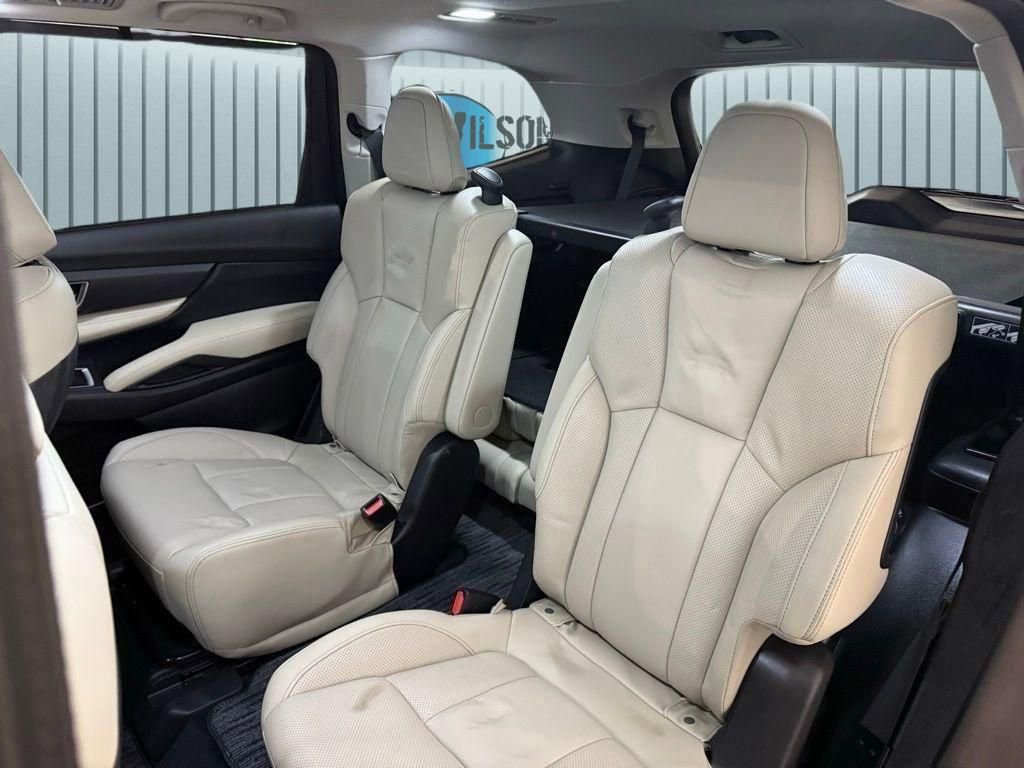 Used 2023 Subaru Ascent Limited w/ Technology Package AWD/4WD image 21