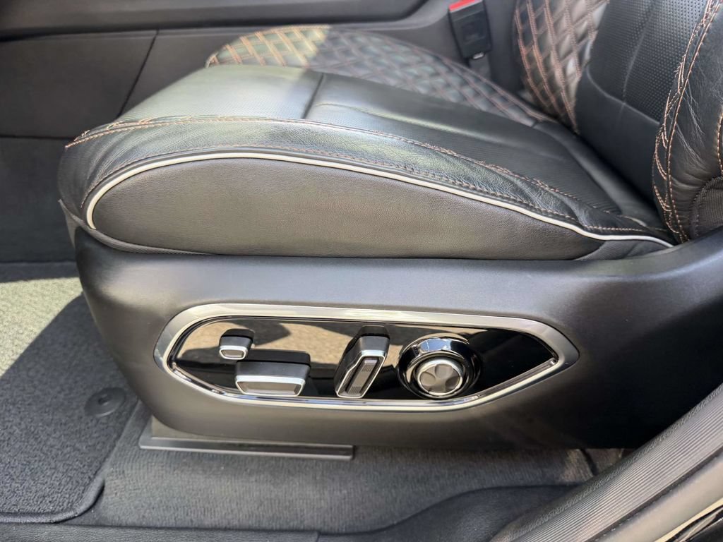 Used 2022 Jeep Grand Cherokee Summit w/ MOPAR Finishing Package AWD/4WD image 25