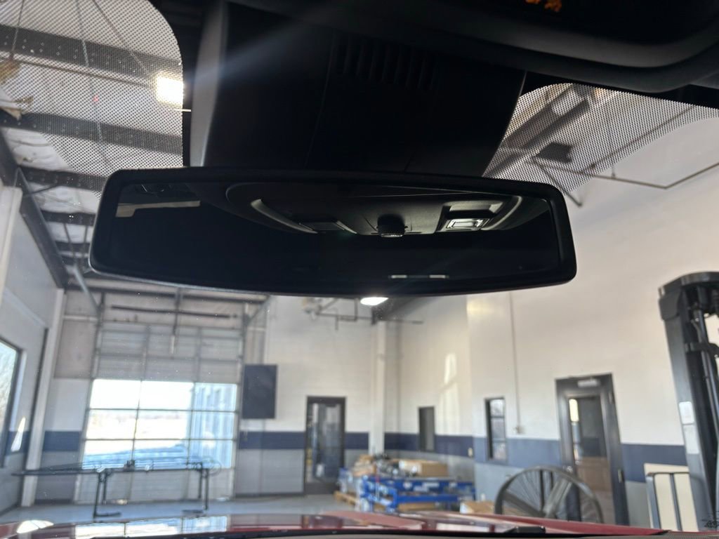 Used 2024 GMC Yukon SLT image 27