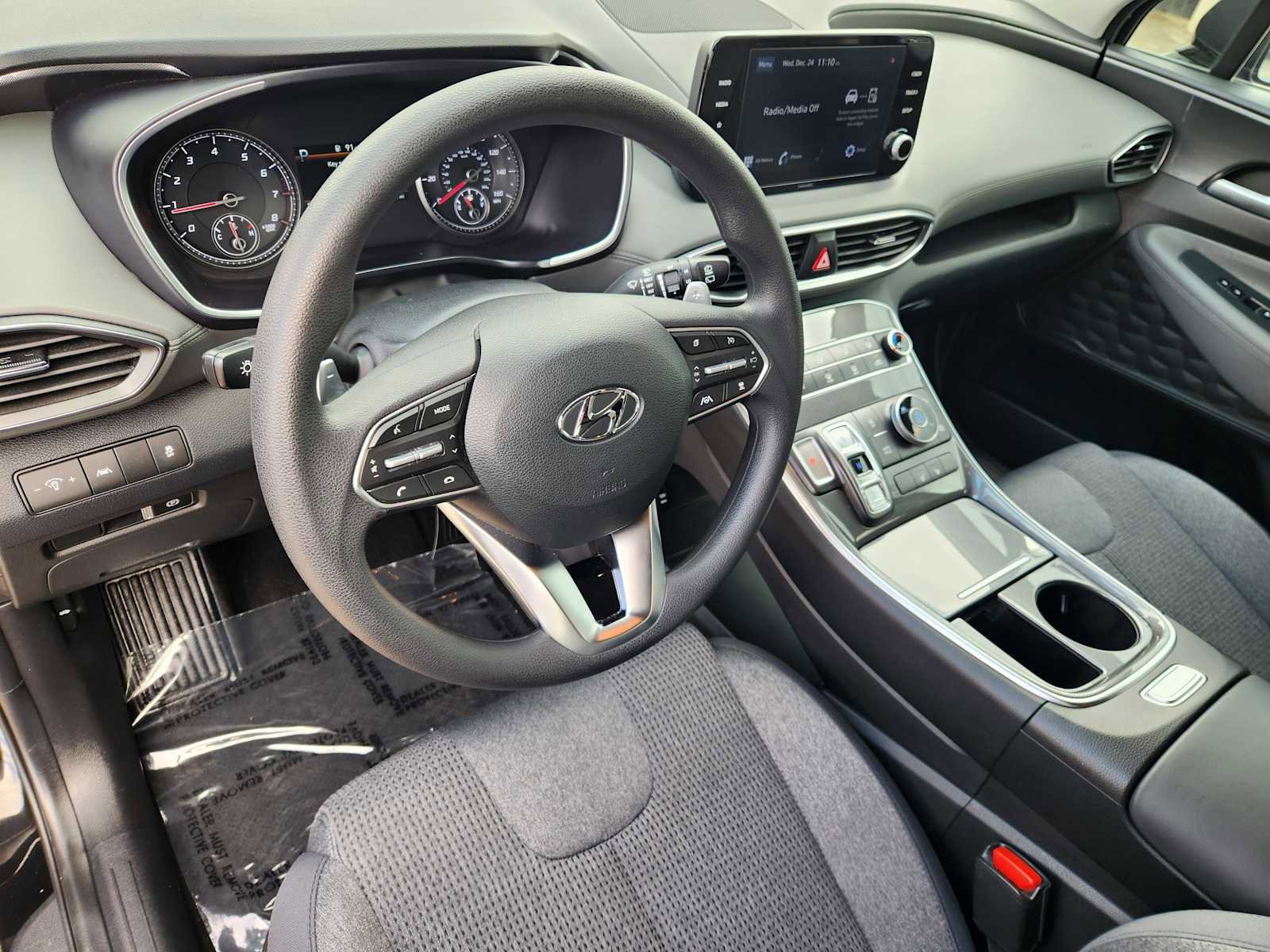 Used 2022 Hyundai Santa Fe SEL image 2