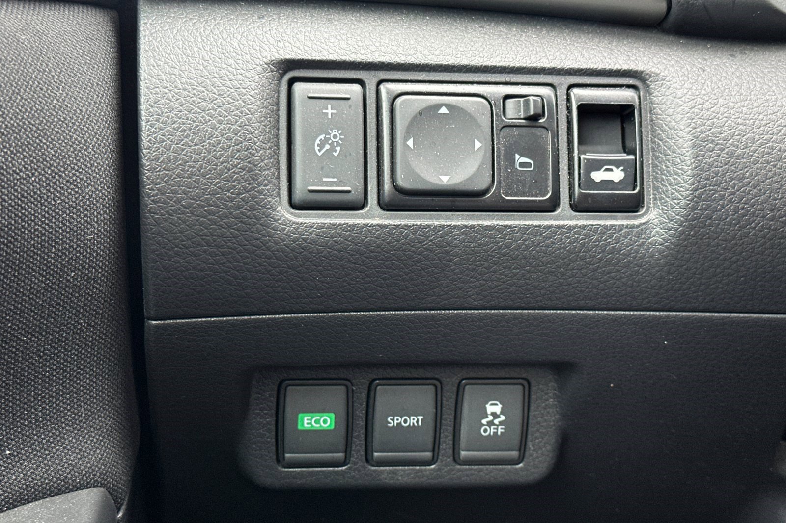 Used 2018 Nissan Sentra S image 36