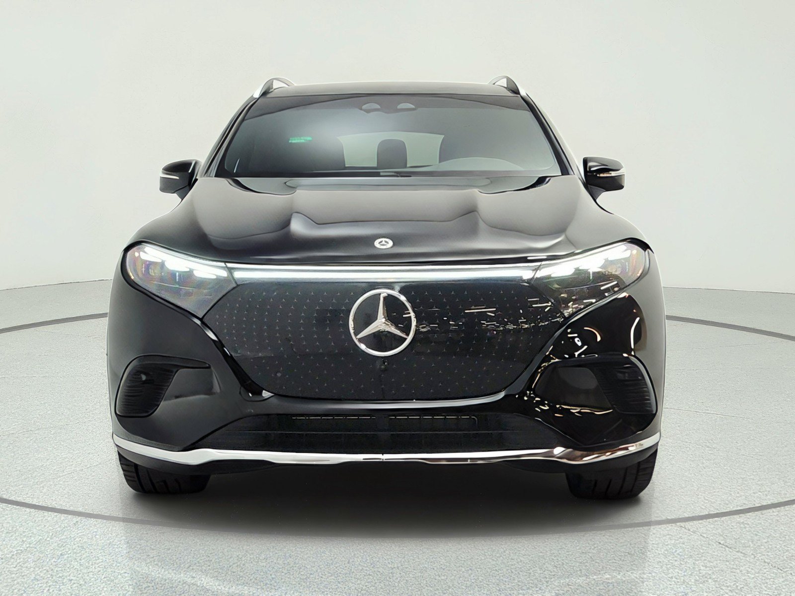 New 2026 Mercedes-Benz EQS 400 4MATIC SUV image 2
