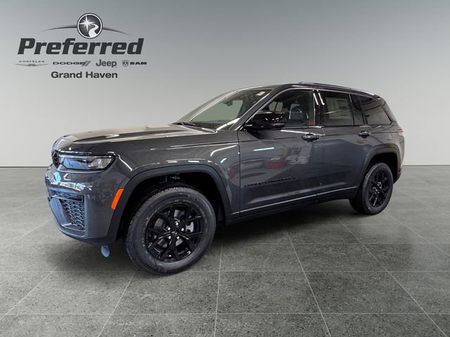 Used 2026 Jeep Grand Cherokee Altitude image 10
