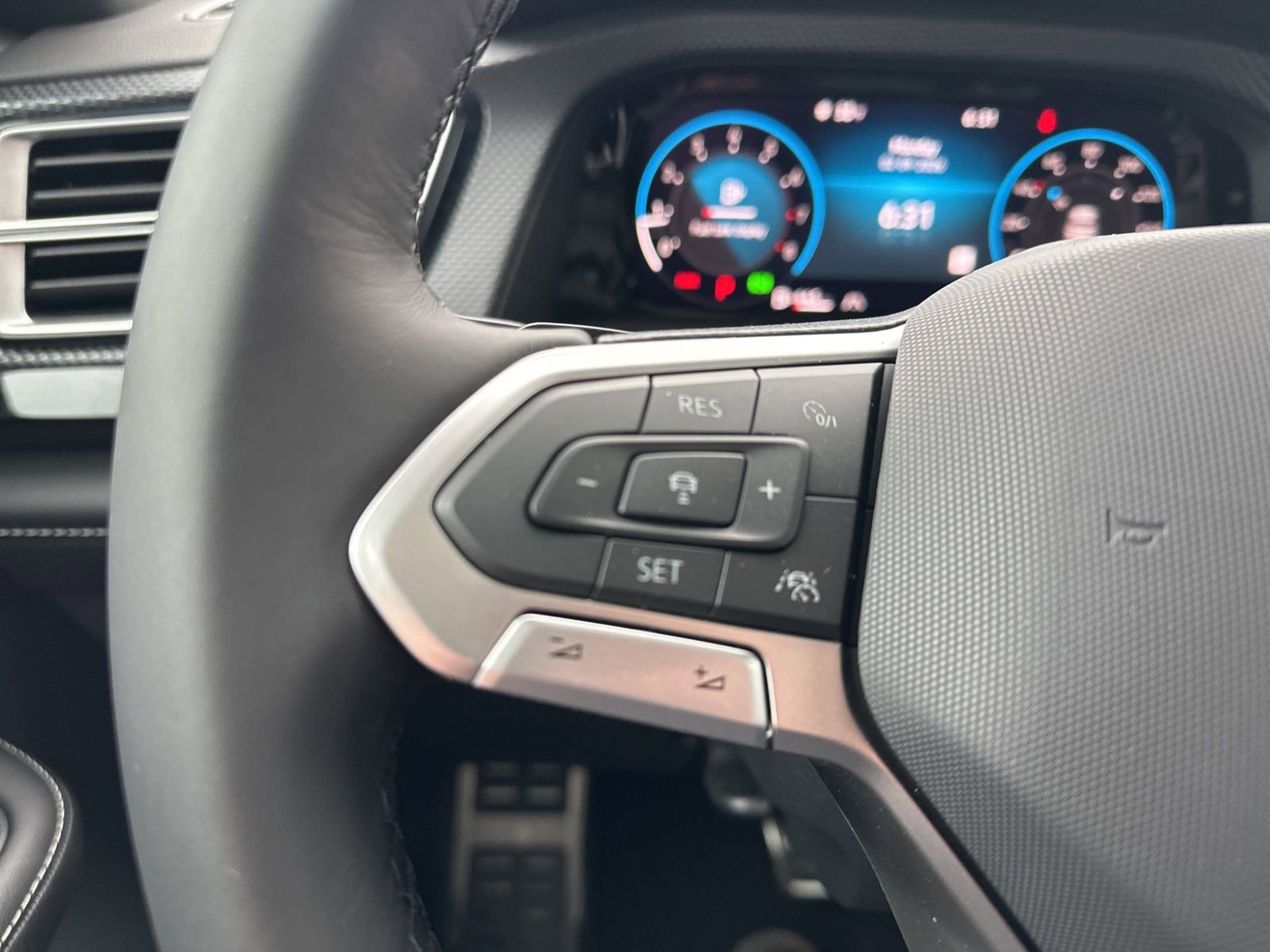 New 2026 Volkswagen Atlas Cross Sport SEL Premium R-Line image 47