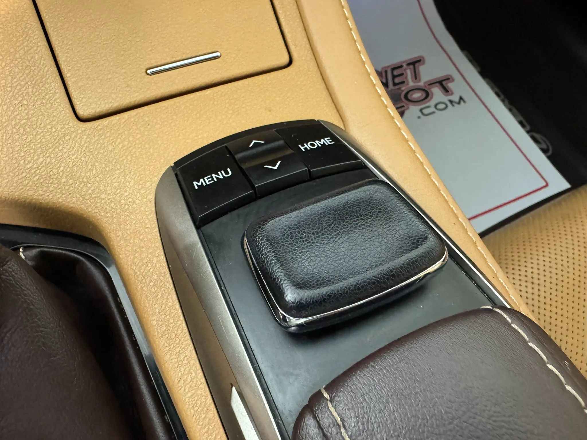 Used 2016 Lexus ES 350 w/ Luxury Package w/Wood Trim FWD image 17