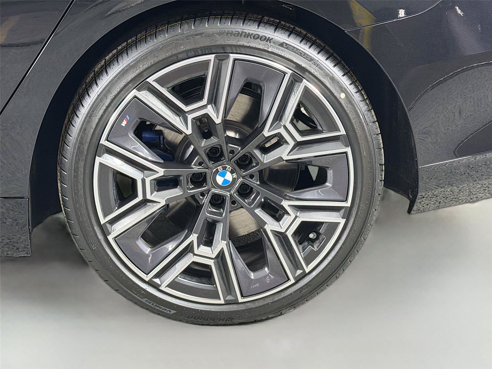 New 2026 BMW 530i w/ M Sport Package RWD image 59