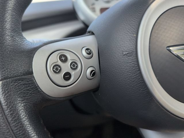 Used 2005 MINI Cooper Hardtop FWD image 19