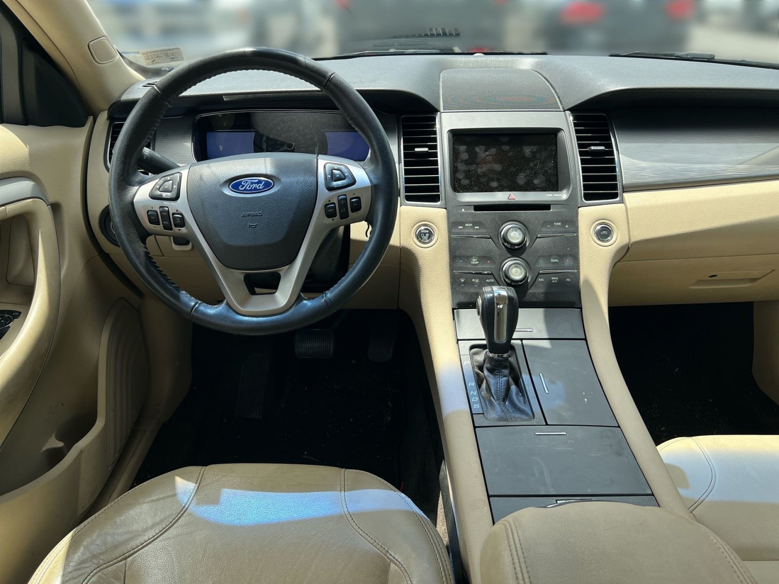 Used 2013 Ford Taurus SEL FWD image 20