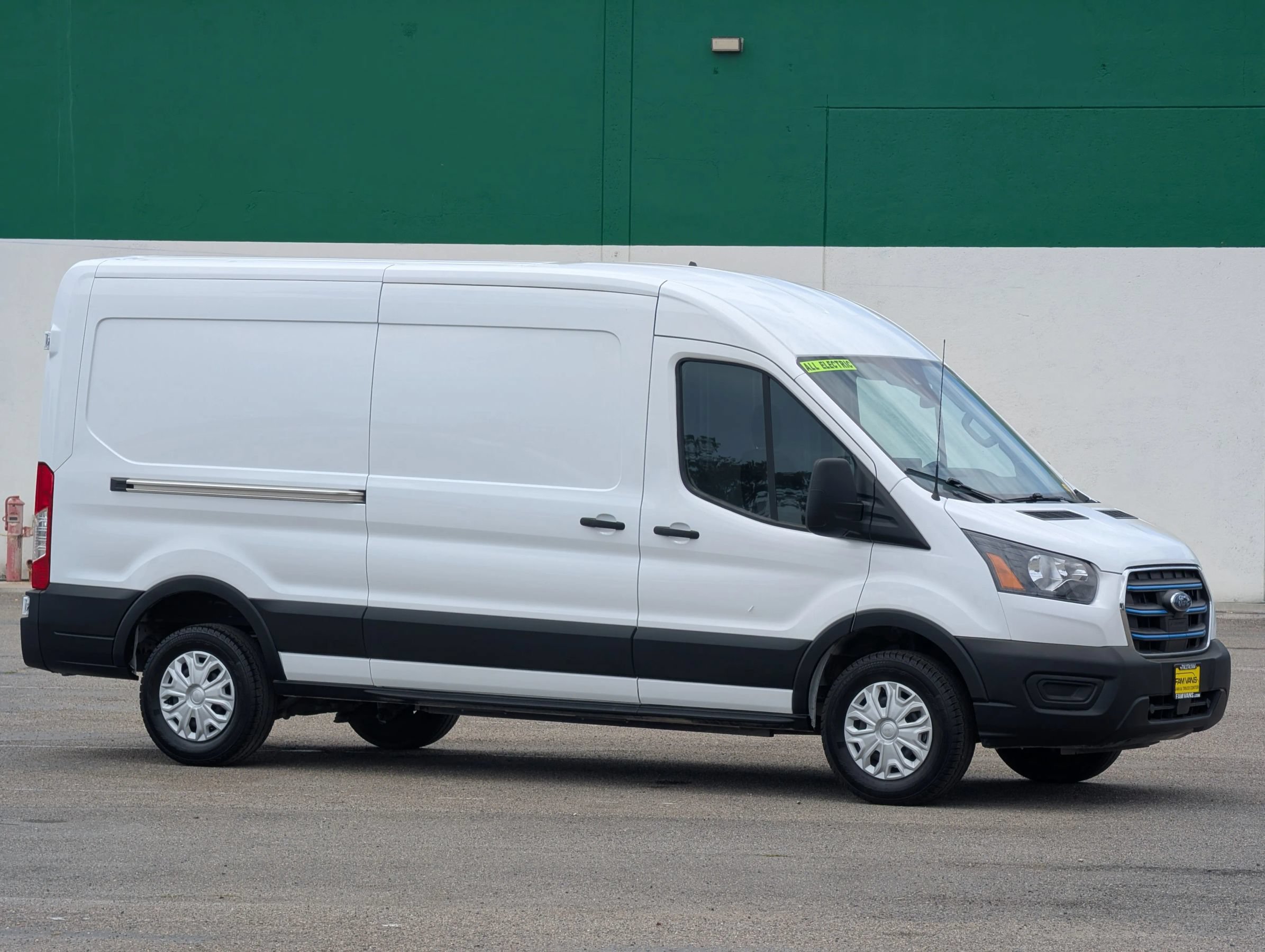 Used 2023 Ford E-Transit Medium Roof