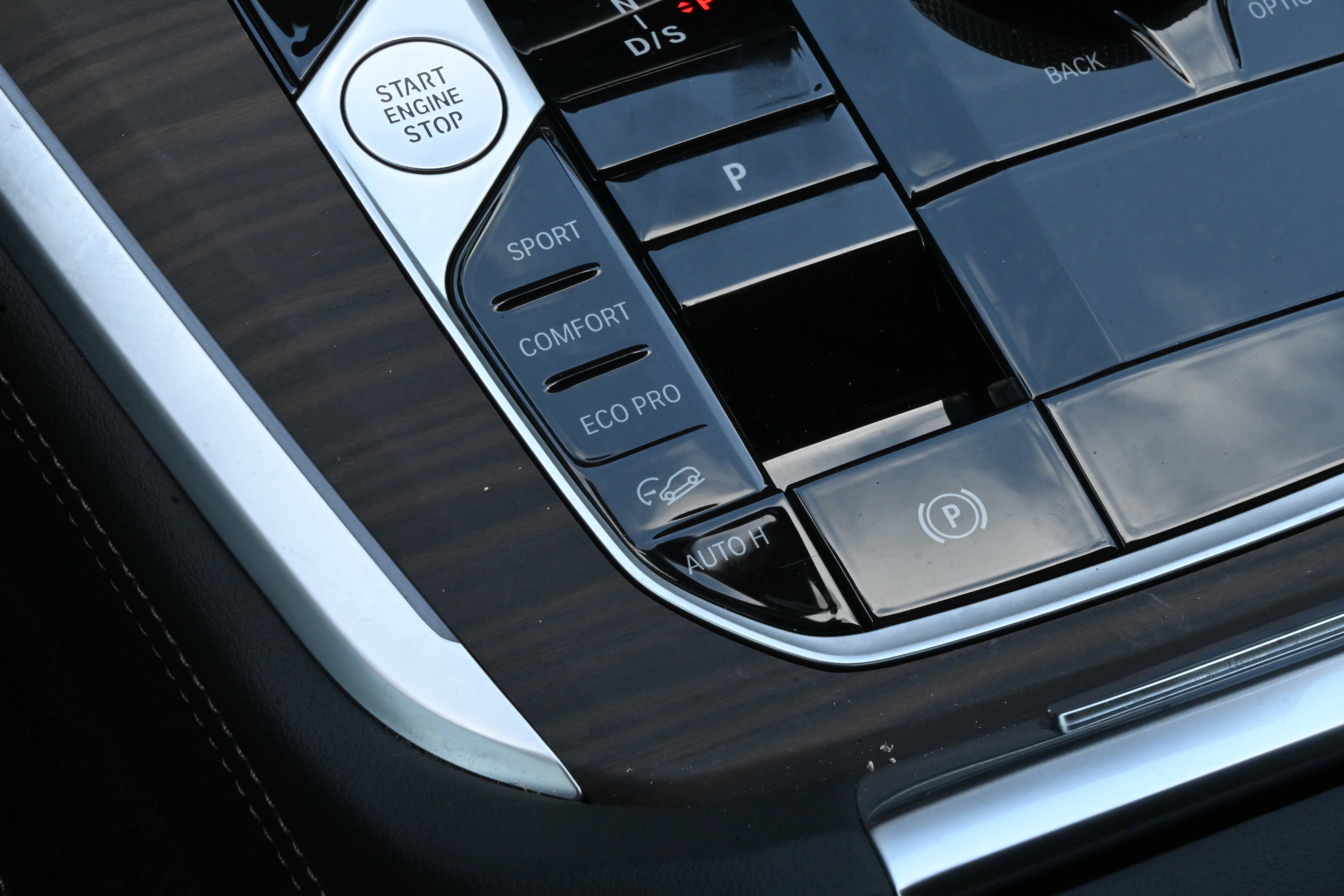 Certified 2025 BMW X5 xDrive40i w/ Premium Package image 23