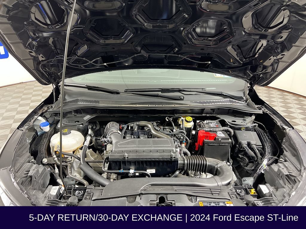 Certified 2024 Ford Escape ST-Line w/ Tech Pack #1 FWD image 33
