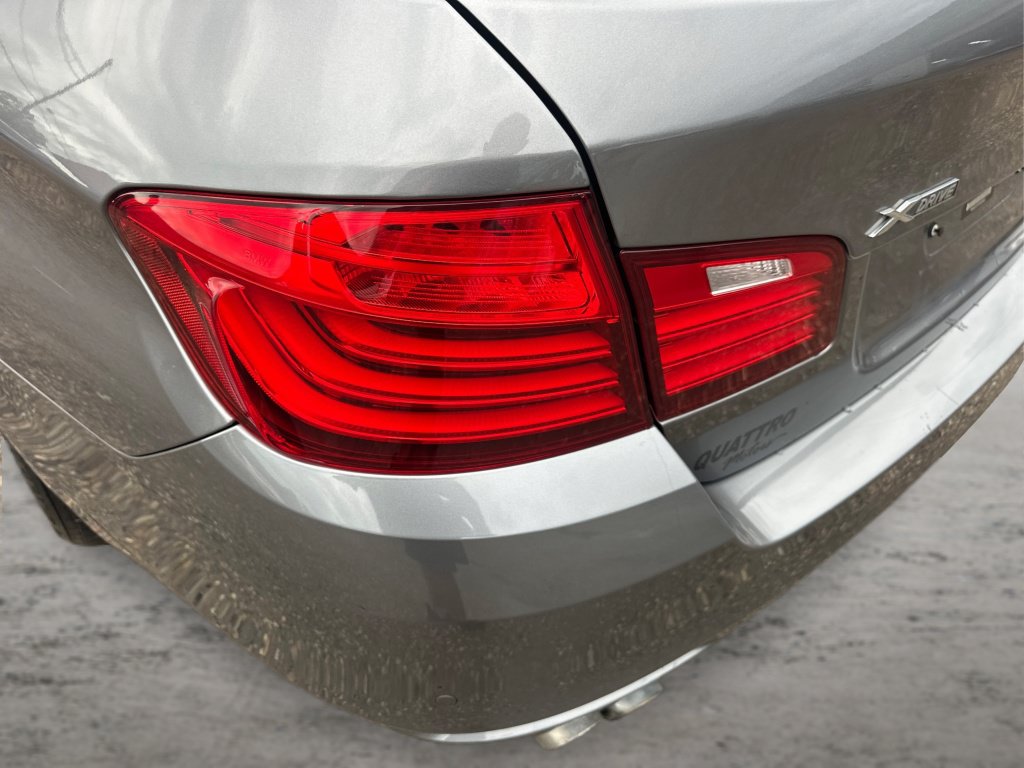 Used 2014 BMW 528i xDrive Sedan AWD/4WD image 21