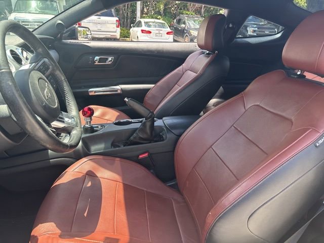 Used 2017 Ford Mustang GT Premium RWD image 6